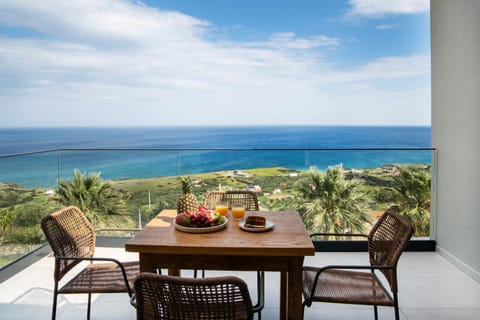 Patio, Day, Natural landscape, View (from property/room), Balcony/Terrace, Living room, Food and drinks, Seating area, Dining area, Food, Sea view, Drinks