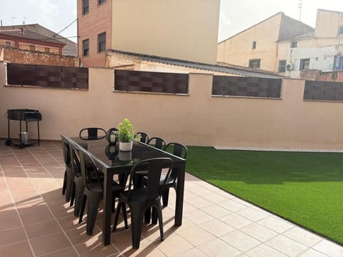 BBQ facilities, Garden