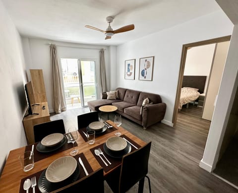 TV and multimedia, Living room, Dining area