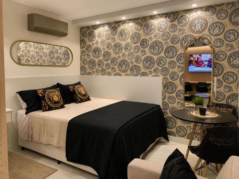 Bed, Photo of the whole room, Bedroom, air conditioner