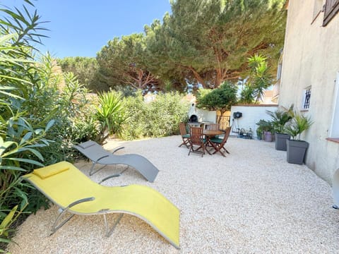 Garden, Garden, Balcony/Terrace, Garden view