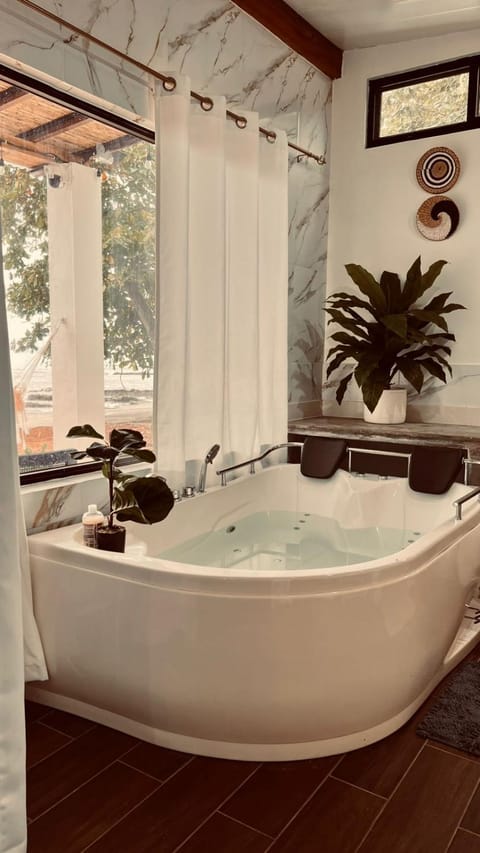 Hot Tub, Bathroom, Bath