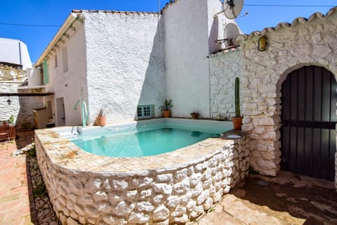 Patio, Swimming pool
