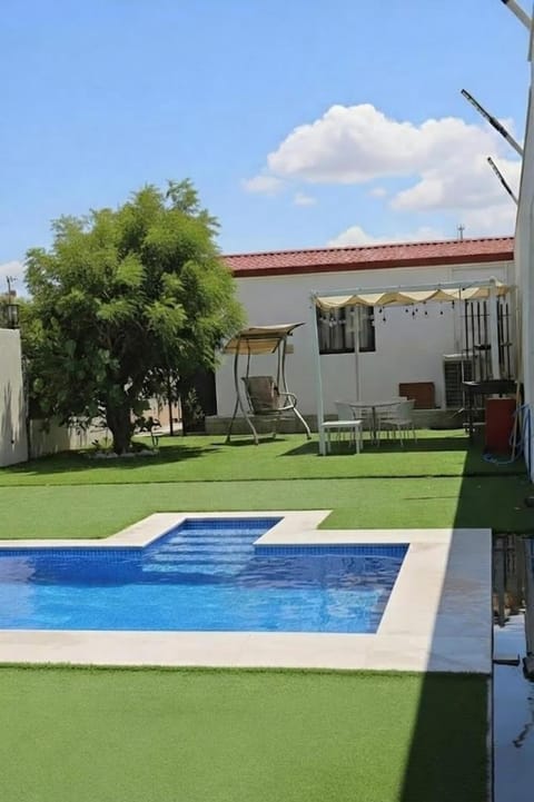 Property building, Patio, Day, Garden, Garden, Balcony/Terrace, Garden view, Pool view, Swimming pool, Swimming pool, sunbed