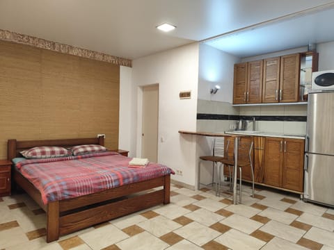 Bed, Kitchen or kitchenette, Bedroom