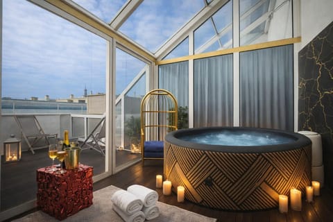 Hot Tub