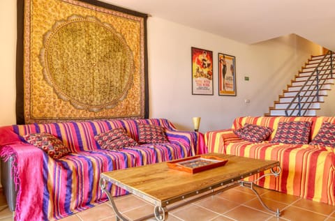 Communal lounge/ TV room, Living room
