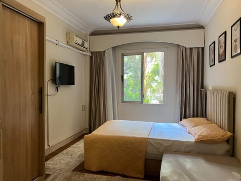 Bed, Photo of the whole room, Bedroom, wardrobe, air conditioner