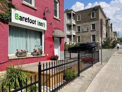Property building, Facade/entrance, Neighbourhood