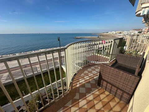 Day, View (from property/room), Balcony/Terrace, Sea view