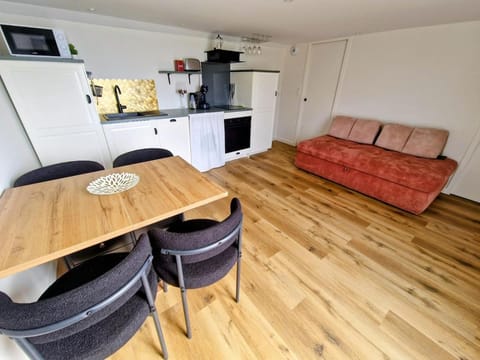 Kitchen or kitchenette, Living room, Dining area