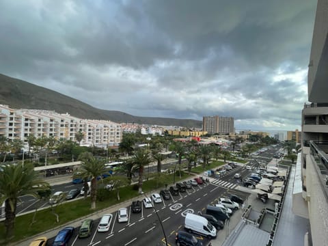 City view, Street view