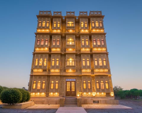 Property building, Day, Landmark view