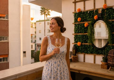 Off site, Summer, Balcony/Terrace