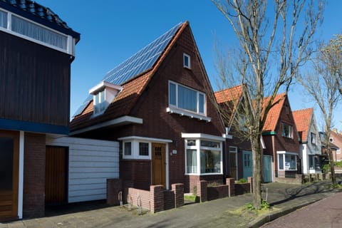 Property building, Day, Neighbourhood, Street view