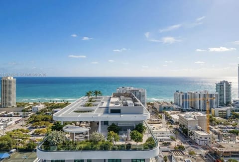 Property building, Bird's eye view, Beach, Sea view