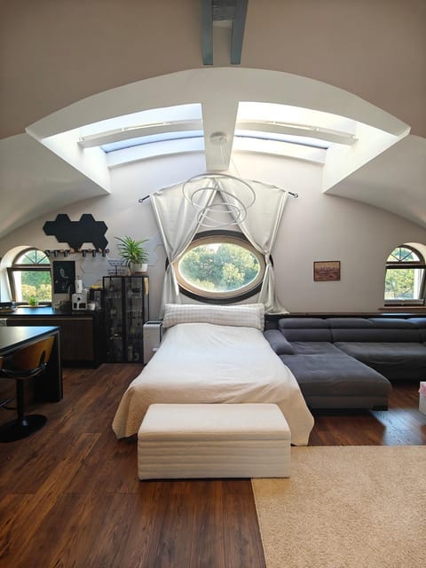 Bed, Living room, Seating area