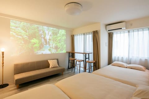Bed, Photo of the whole room, Bedroom, air conditioner
