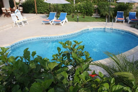 BBQ facilities, Balcony/Terrace, Beach, Sea view