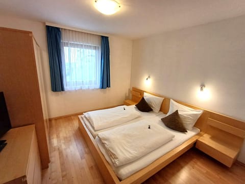 Chasa Larets Apartment in Canton of Grisons