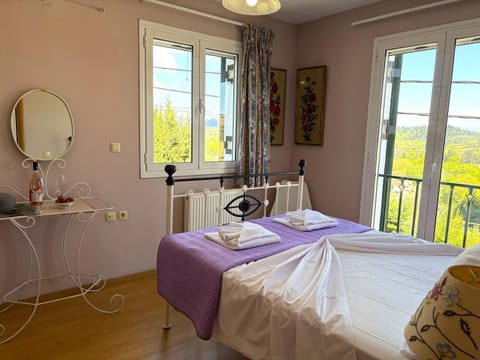 Bed, Day, View (from property/room), Bedroom