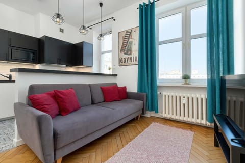 Kitchen or kitchenette, Living room, Seating area