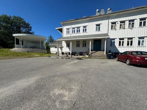 Property building, Parking
