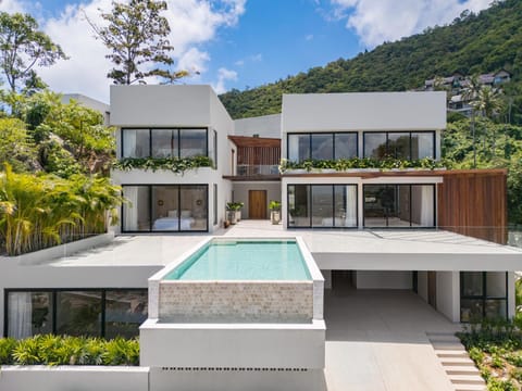 Property building, Patio, Natural landscape, Garden view, Mountain view, Swimming pool