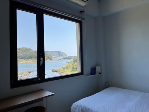 Natural landscape, Bedroom