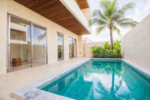 Pool view, Swimming pool