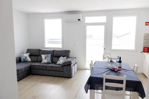 View (from property/room), Balcony/Terrace, Living room, air conditioner