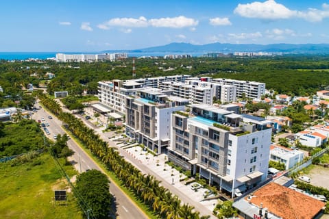 Property building, Day, Bird's eye view, Parking