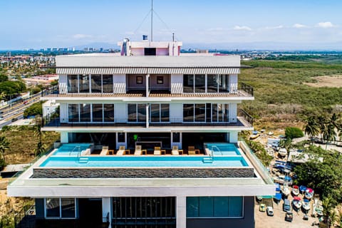 Property building, Day, Bird's eye view, Balcony/Terrace, Swimming pool