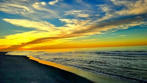 Nearby landmark, Beach, Sunrise