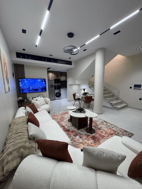 TV and multimedia, Seating area