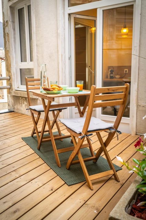 Balcony/Terrace, Dining area