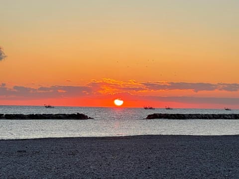 Beach, Sea view, Sunrise