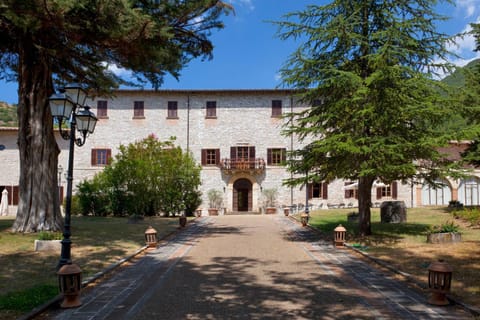 Property building, Garden, Garden view