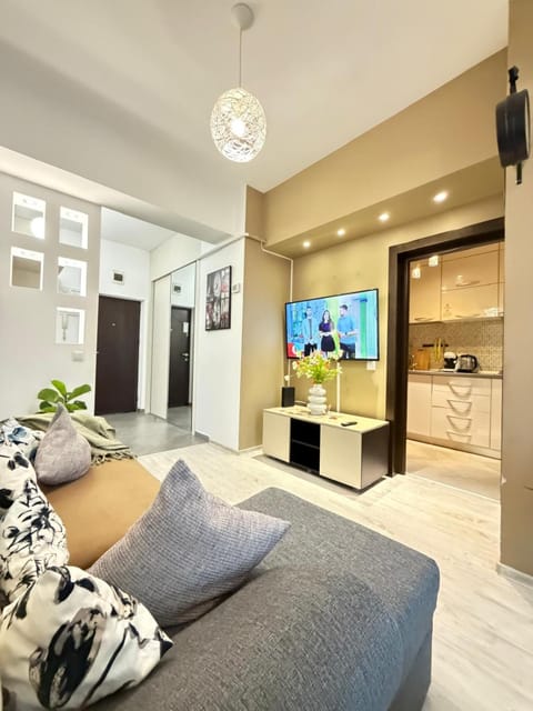 TV and multimedia, Living room, Decorative detail
