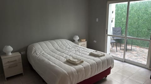 Communal lounge/ TV room, Bed, Photo of the whole room, Bedroom