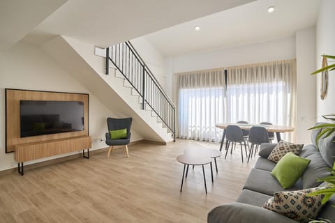 TV and multimedia, Living room