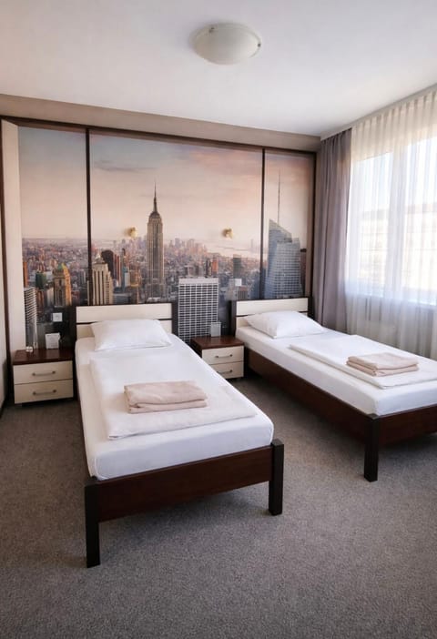 Bed, towels