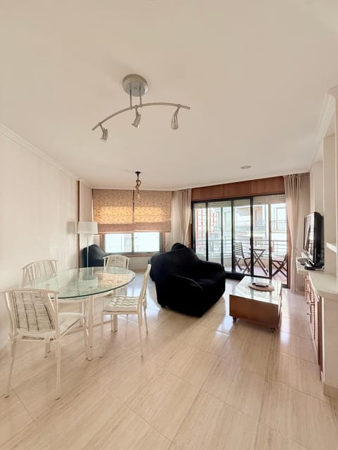 TV and multimedia, Balcony/Terrace, Living room, Dining area