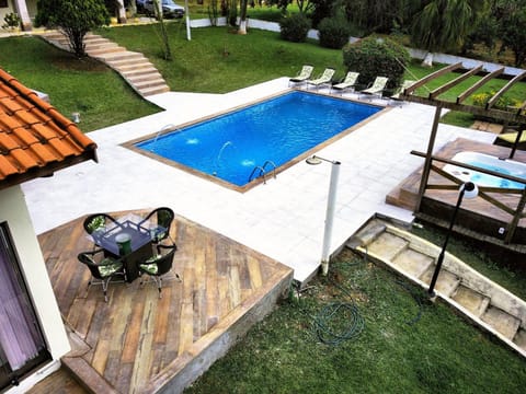 Swimming pool, Swimming pool