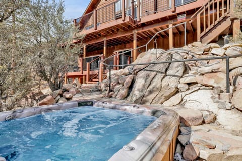 Property building, Day, Hot Tub