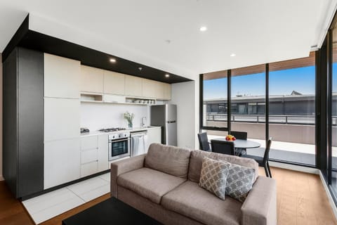 Kitchen or kitchenette, Living room, Dining area