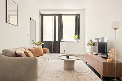 TV and multimedia, Living room, internet, pet friendly