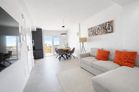 TV and multimedia, Balcony/Terrace, Living room, Dining area