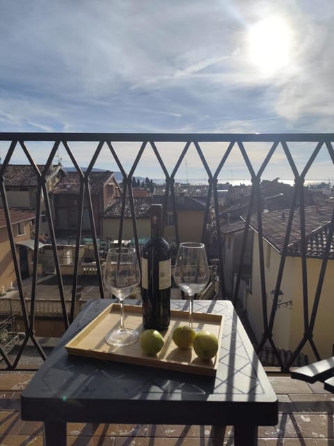 Day, Balcony/Terrace