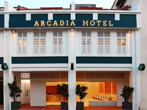 Facade/entrance